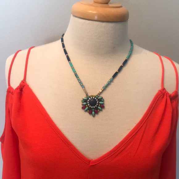 blouse - Picture 3 of 3